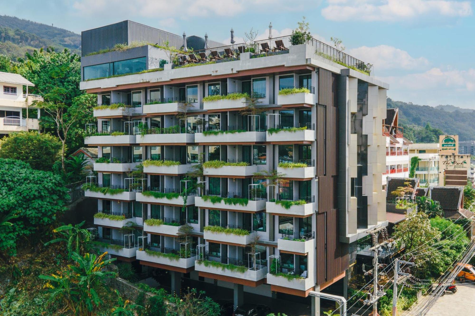 Rak Elegant Hotel Patong Kültér fotó