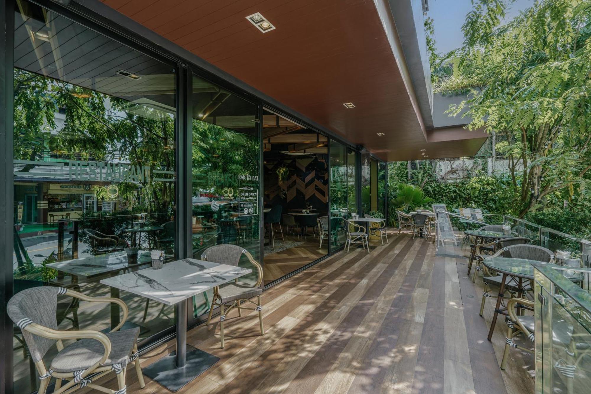 Rak Elegant Hotel Patong Kültér fotó