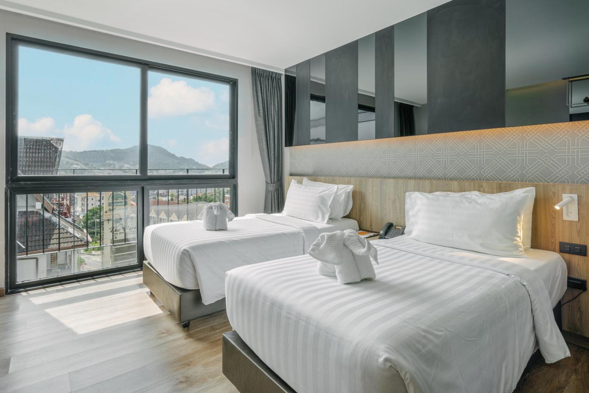 Rak Elegant Hotel Patong Kültér fotó